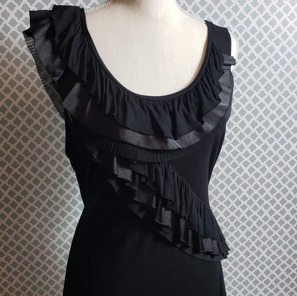 Black Sleeveless Blouse